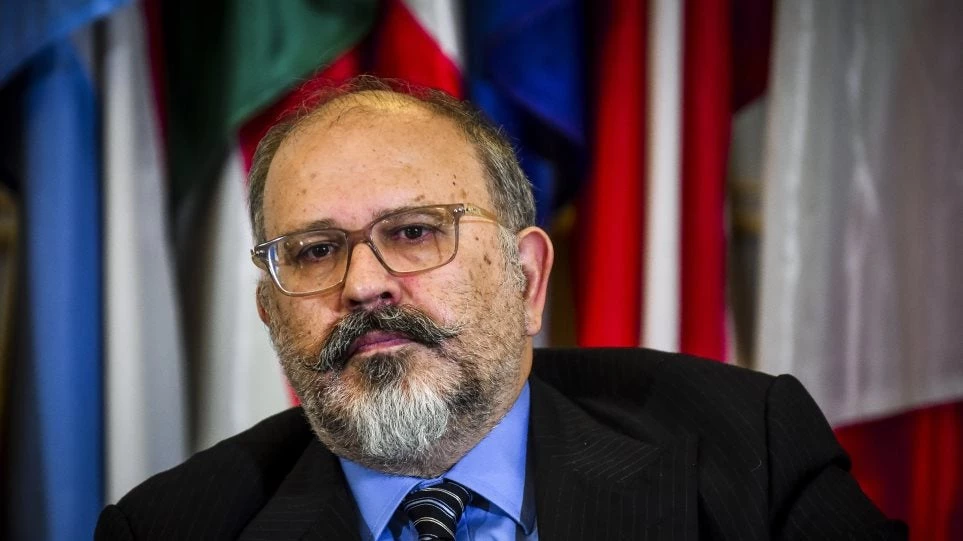 Ξυδάκης: «Άστοχη έκφραση» η δήλωση Πολάκη για «νεκρούς που θολώνουν την αποτελεσματικότητα του κράτους»